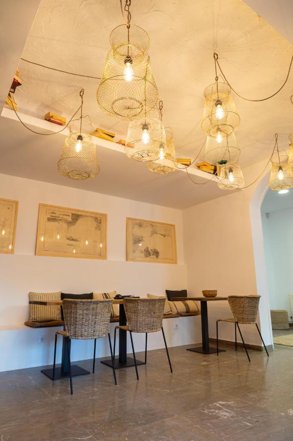 Hostal Es Niu De Tamariu Luaran gambar