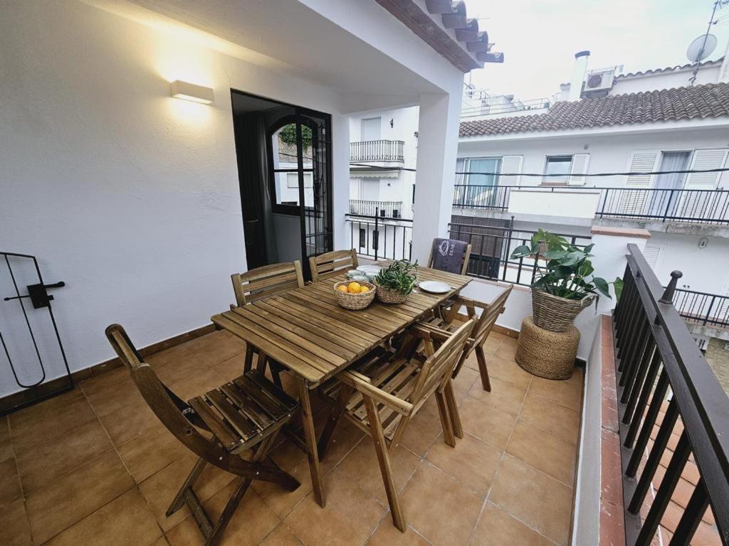 Hostal Es Niu De Tamariu Bilik gambar